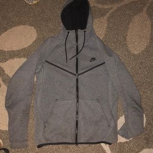 Nike tech fleece windrunner